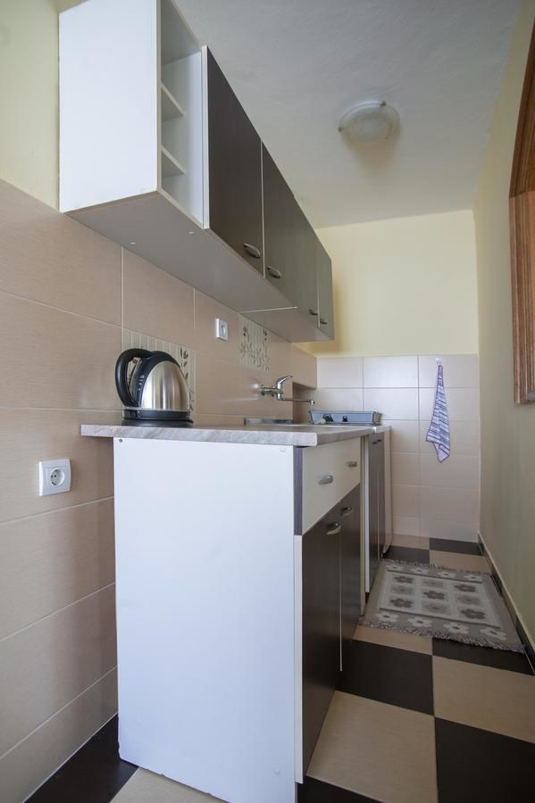 Апартаменты Apartmani Dačo Свети-Стефан