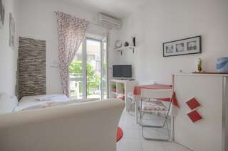 Апартаменты Apartmani Dačo Свети-Стефан Апартаменты "Комфорт" с 1 спальней и балконом-16